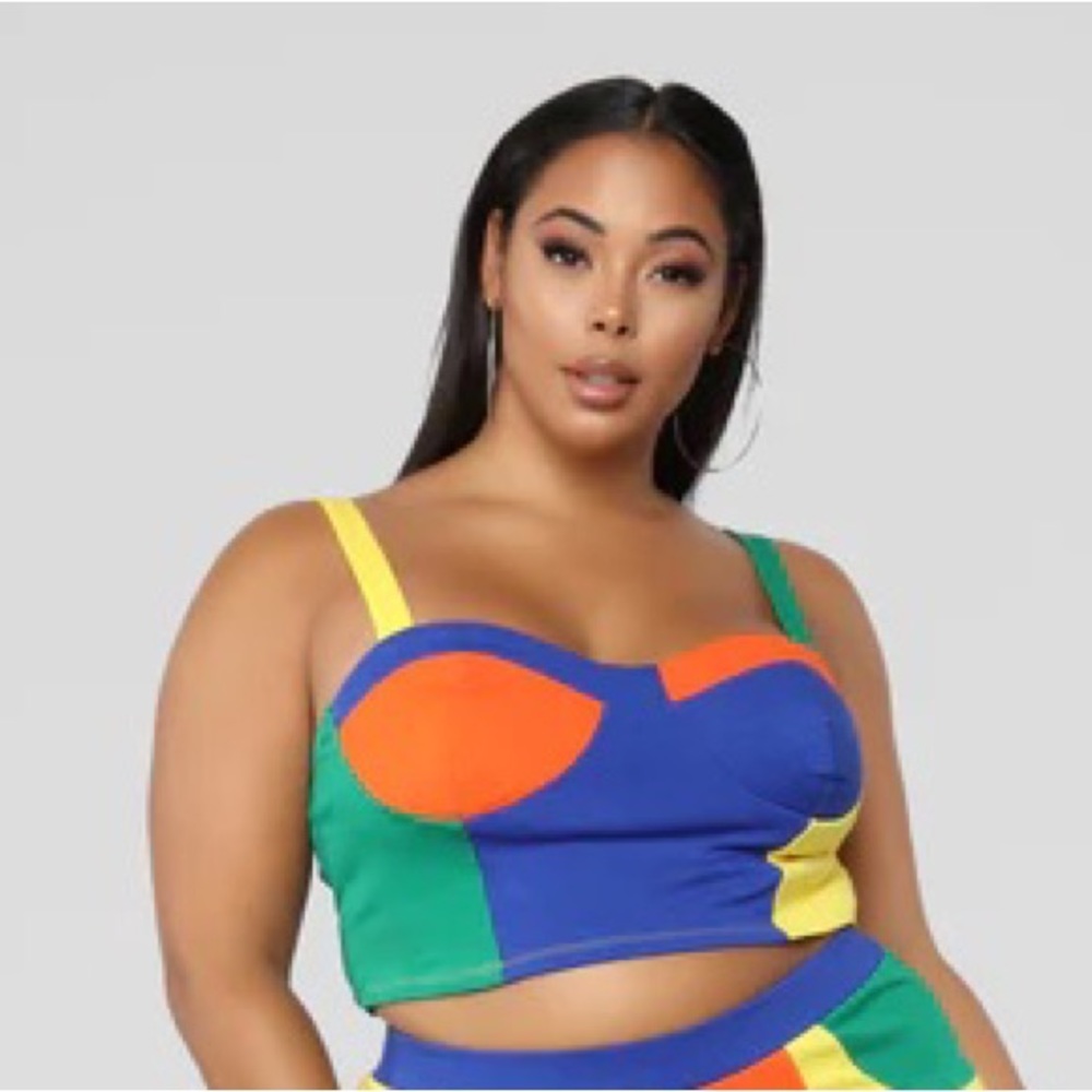 Fashion Nova Crop top never worn! Tag is still on
